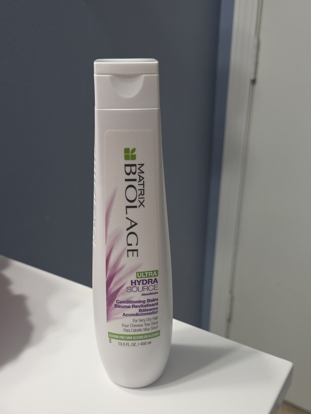 Matrix Biolage Ultra HydraSource Conditioning Balm - White Bottle